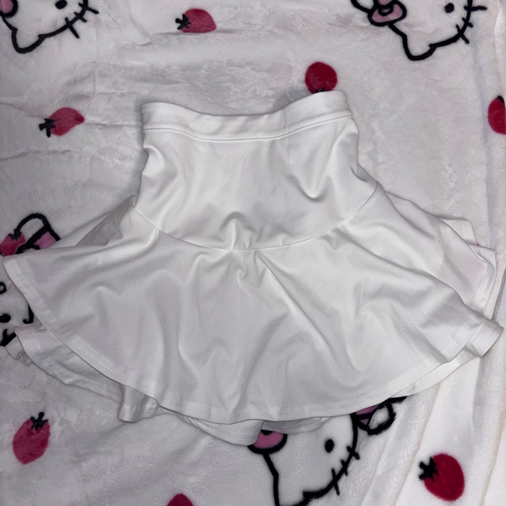 SHEIN White Ruffled Skater Mini Skirt